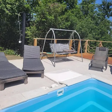 Apartmán With Heated Pool Jacuzzi Sea View *