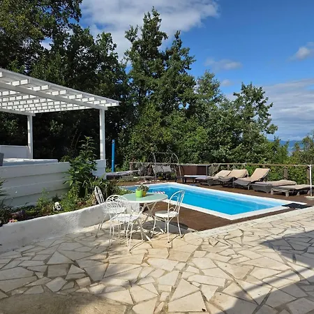 With Heated Pool Jacuzzi Sea View